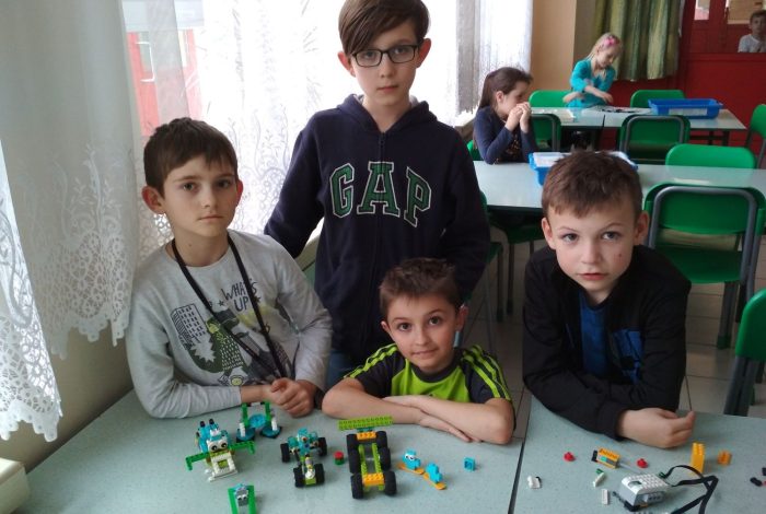 robotriki-zajecia-robotyka-36 RoboTriki - zajęcia z robotyki dla dzieci